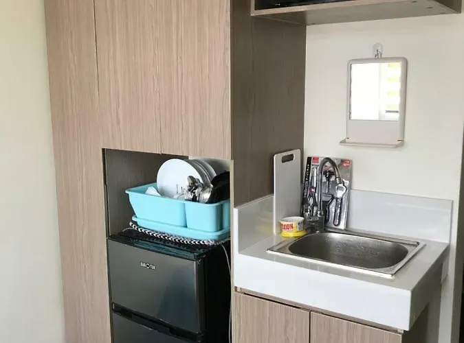 Shanilyn Residency Urban Deca Towers Edsa Mandaluyong Unlimited Internet And Netflix Apartment
